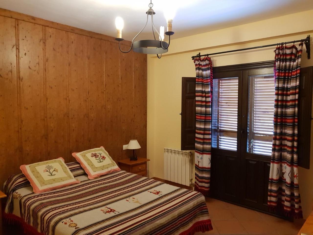 Hostal Pampaneira Buitenkant foto